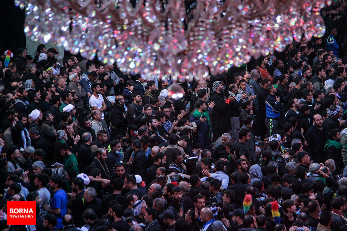 مراسم سینه‌زنی خیابانی به مناسبت اربعین حسینی در تبریز برگزار می‌شود