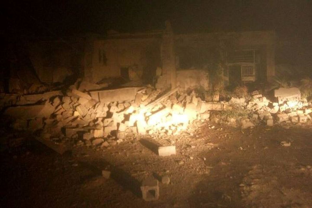 کار آواربرداری مناطق زلزله زده کرمانشاه آغاز شده است