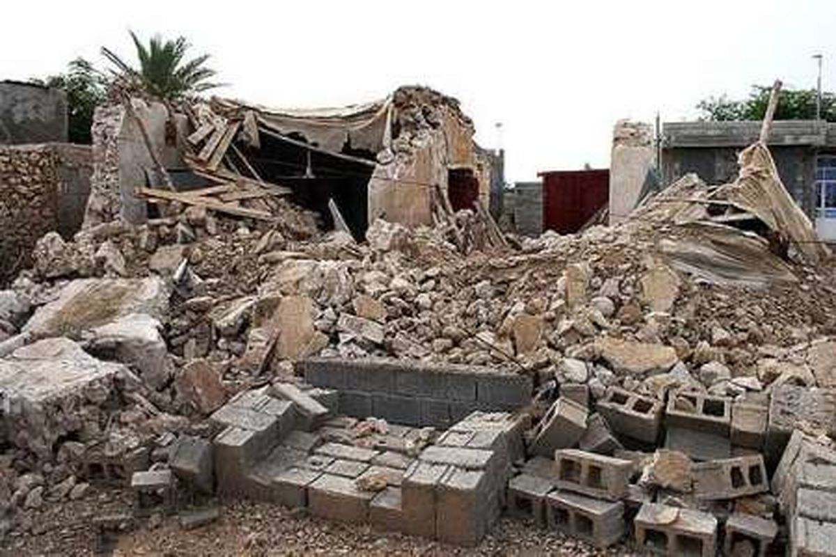 همه امکانات ارتش در خدمت مناطق زلزله‌ زده است