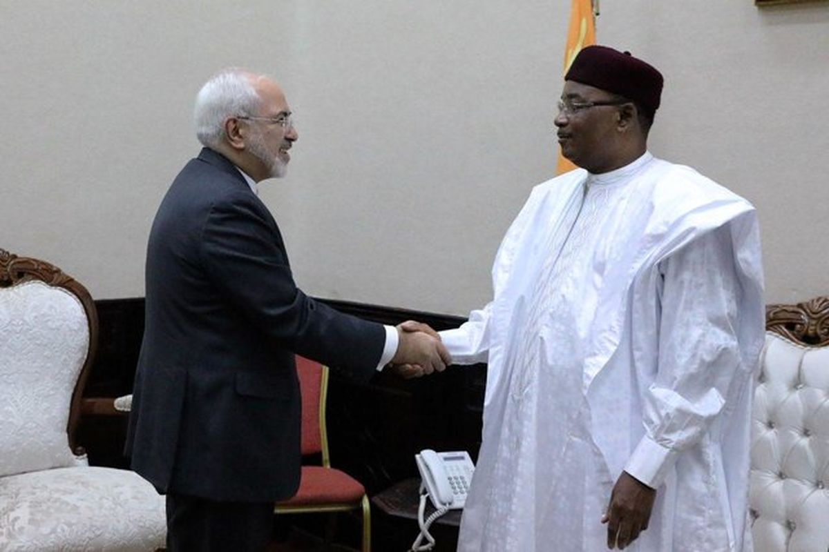 ظریف با رییس جمهوری نیجر دیدار کرد