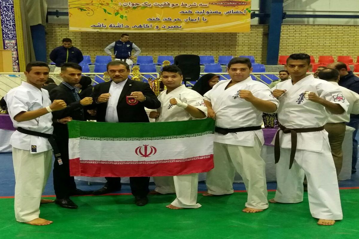 رقابت‌های بین‌المللی کیوکوشین کاراته در سنندج / دانشگاه پیام نور خوزستان سوم شد