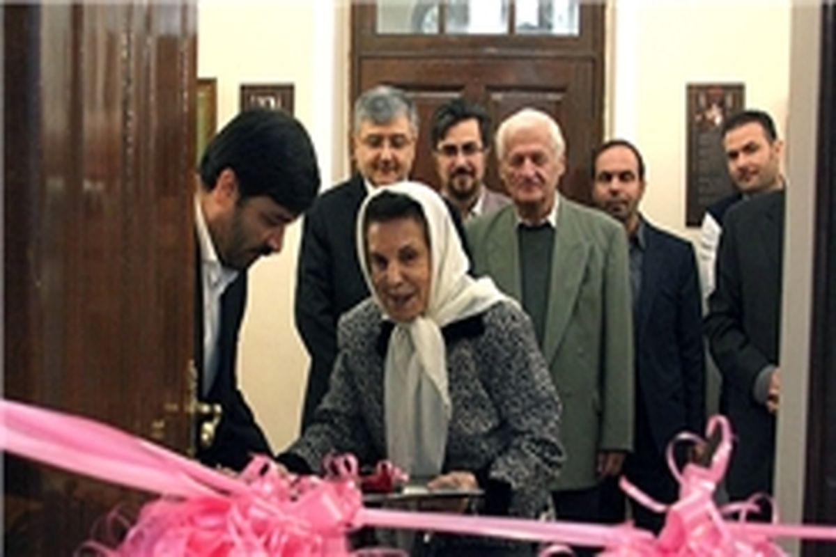 خانواده هنرمندان میراث فرهنگی خود را وقف کنند تا از حراجی‌های خارجی سر در نیاورد