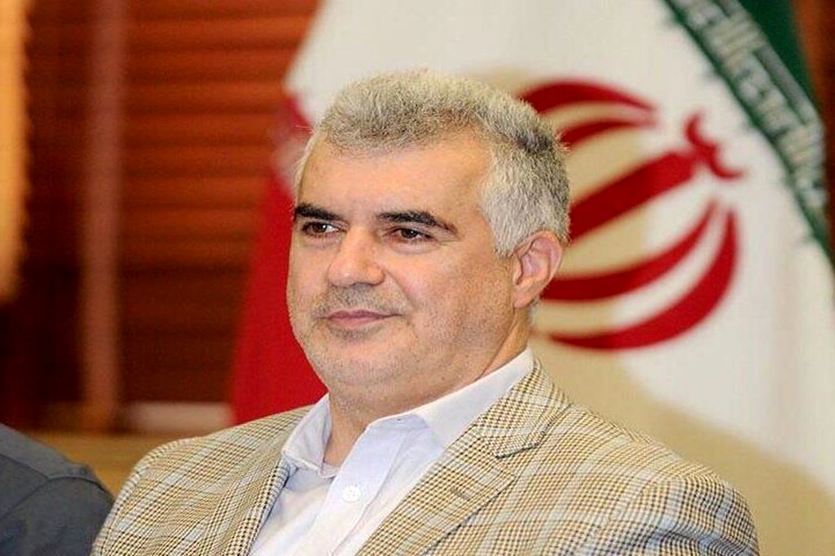 اصلی‌ترین رقبای موج‌های آبی چه تیم هایی هستند؟