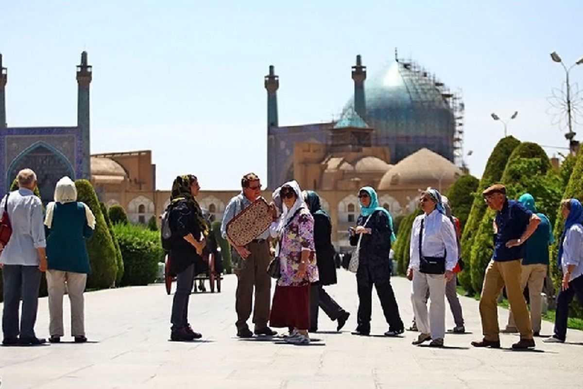 تورهای آموزش زبان فارسی ویژه گردشگران خارجی در اصفهان
