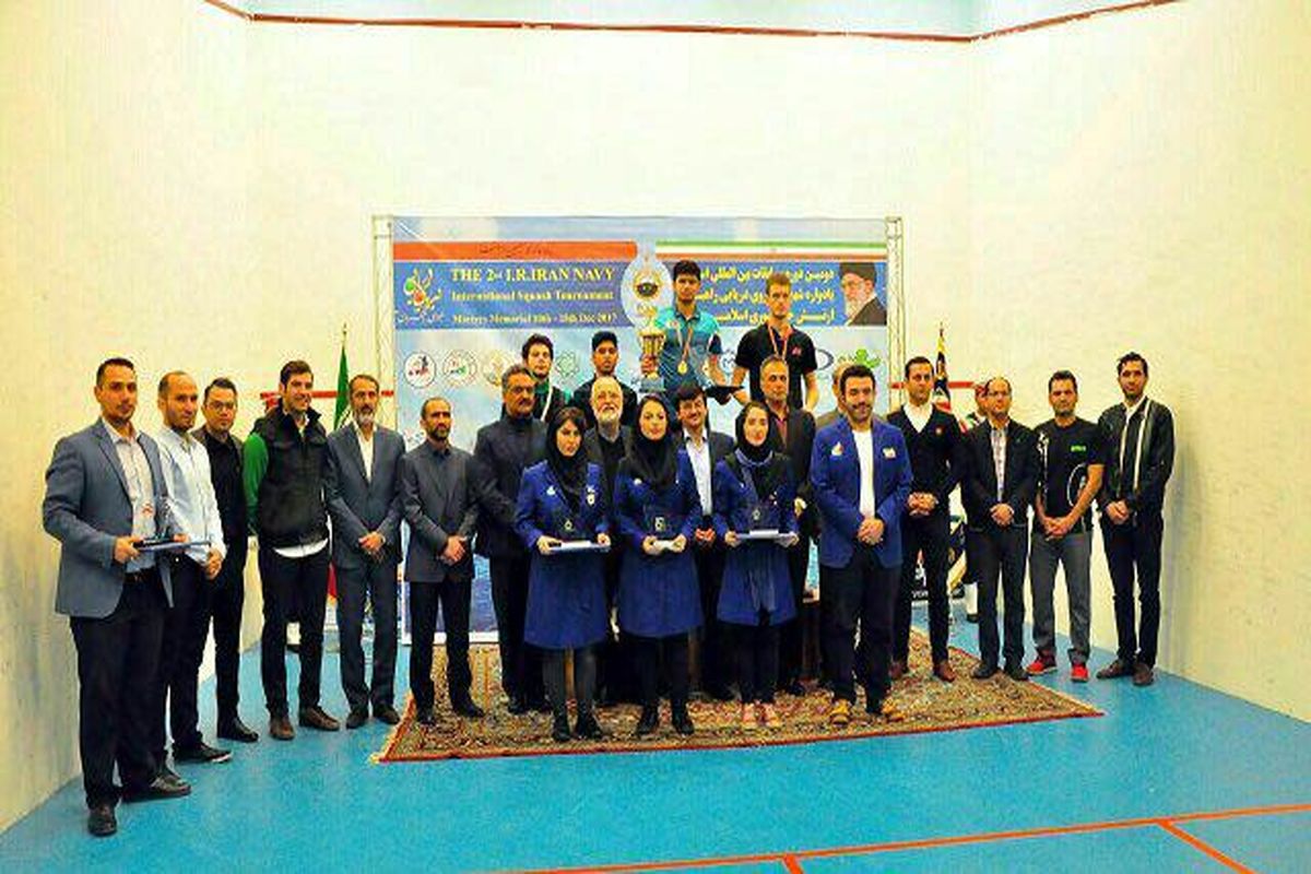 اسیم خان، قهرمان شد