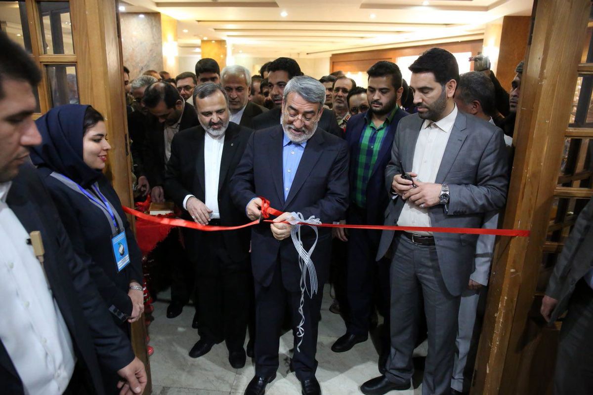 افتتاح نمایشگاه محصولات صنایع دستى بهبودیافتگان از اعتیاد و خانواده زندانیان