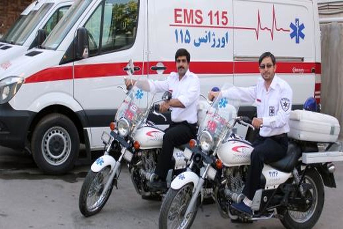 استقرار موتور آمبولانس ها در نقاط مرکزی تهران/ روزهای هوای ناسالم،  آب و شیر و سبزیجات بیشتر مصرف شود
