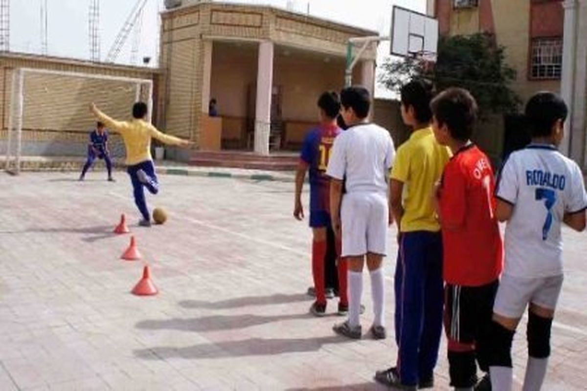 کمبود ۳ هزار و ۷۰۰ معلم ورزش در مدارس