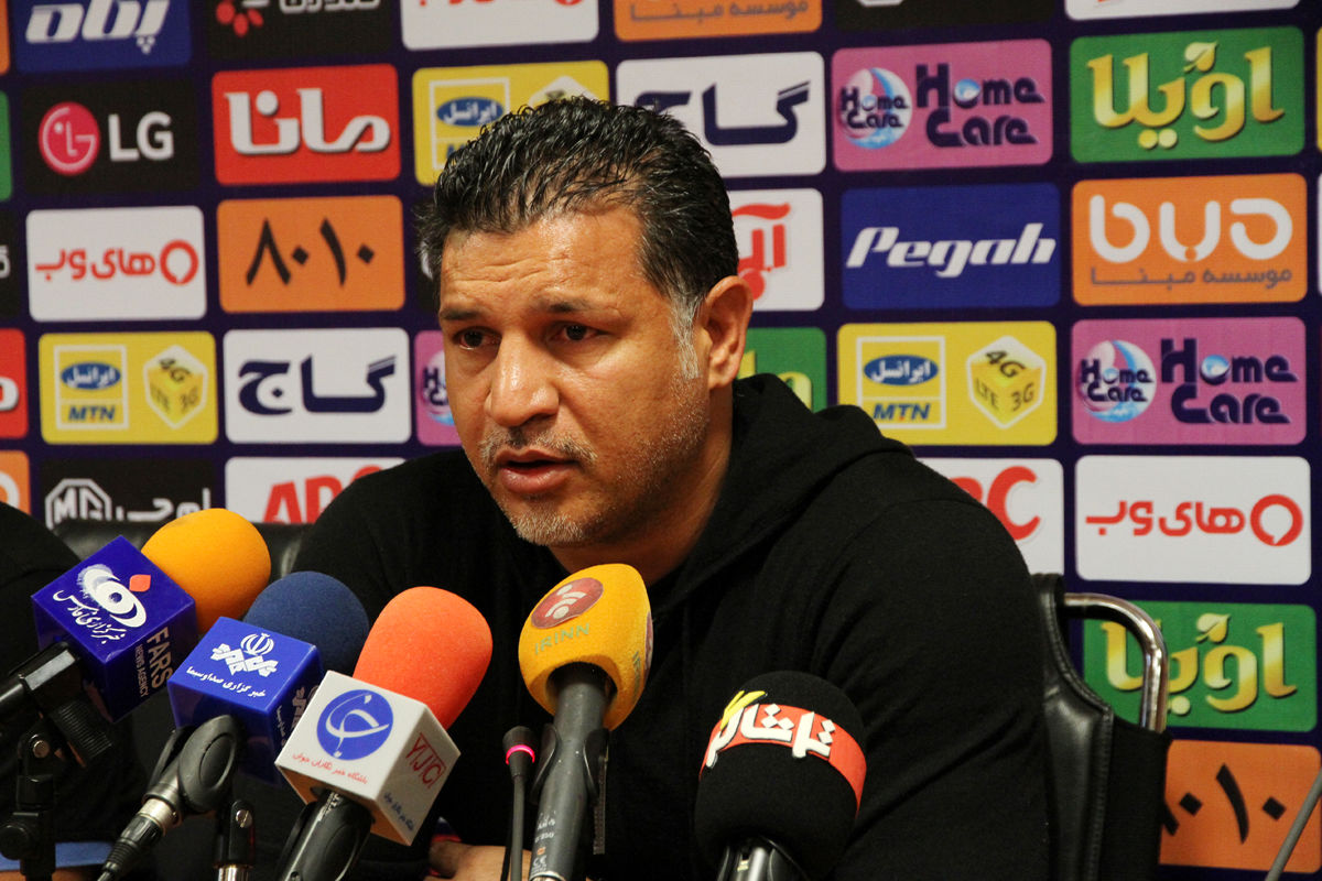 دایی: می‌توانیم سپاهان را شکست بدهیم/ اخباری در سایپا می‌ماند