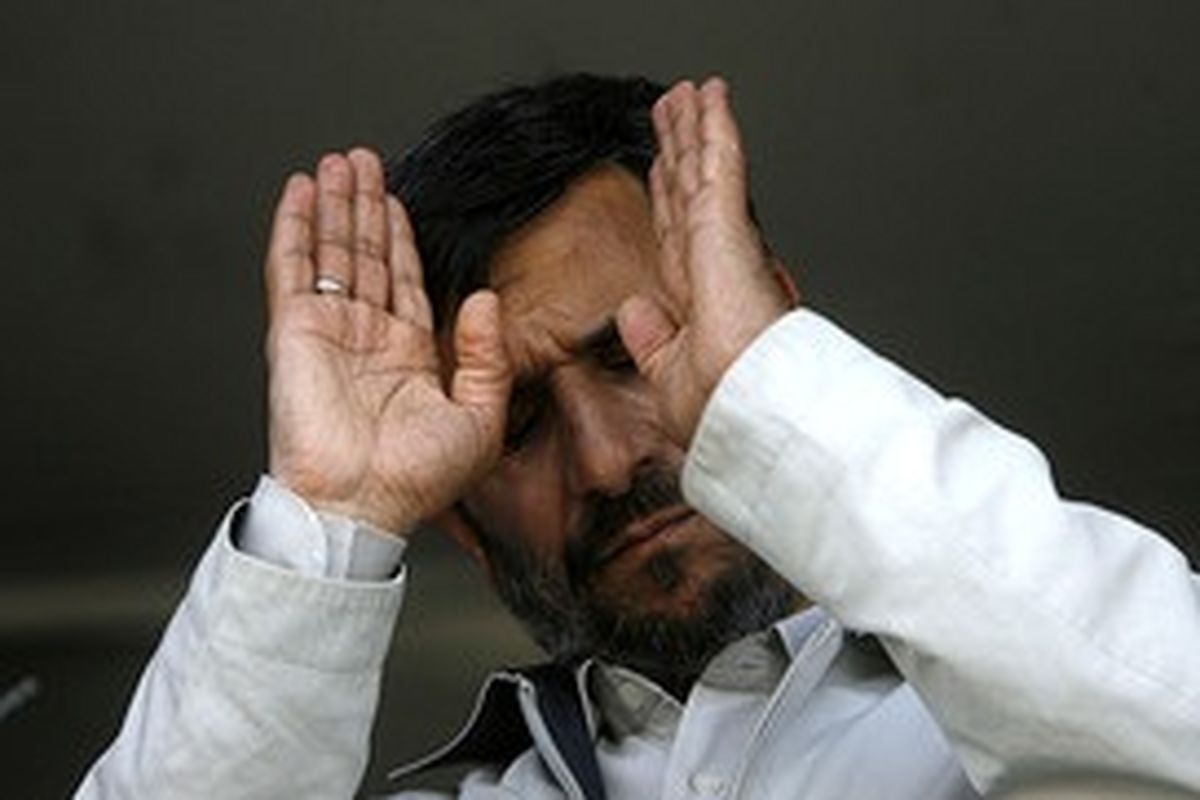 قطعات پازل سیاسی احمدی‌نژاد کامل می‌شود/ تکرار سناریوی دوقطبی هاشمی