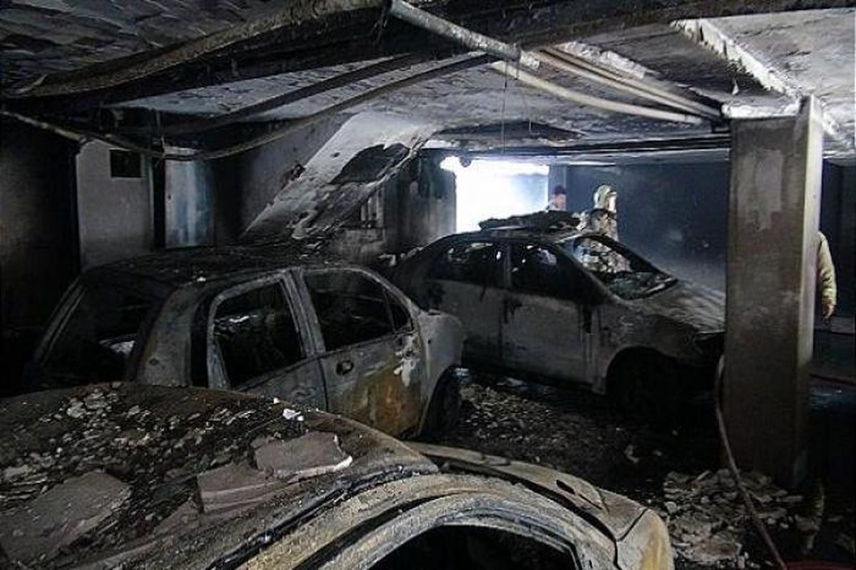 آتش سوزی پارکینگ در شیروان ۱۲ نفر را راهی بیمارستان کرد