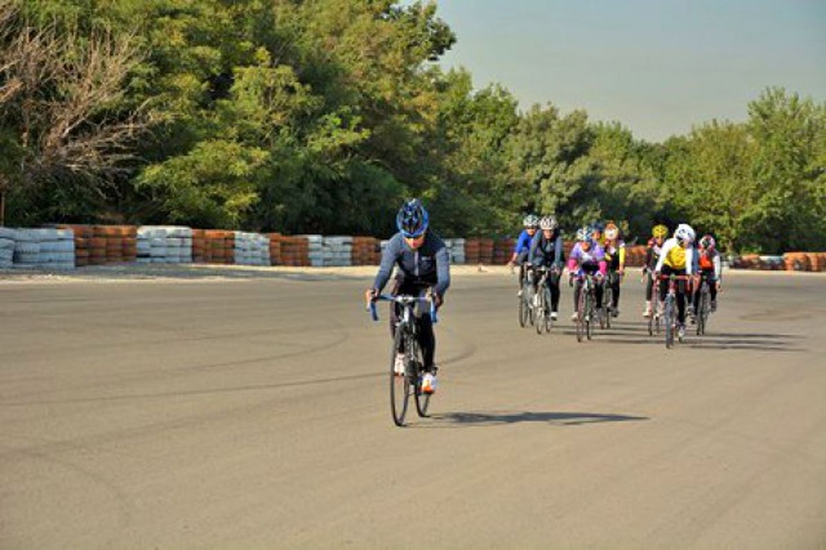 برگزاری مسابقات دوچرخه سواری نوجوانان خوزستان به مناسبت روز سلامتی