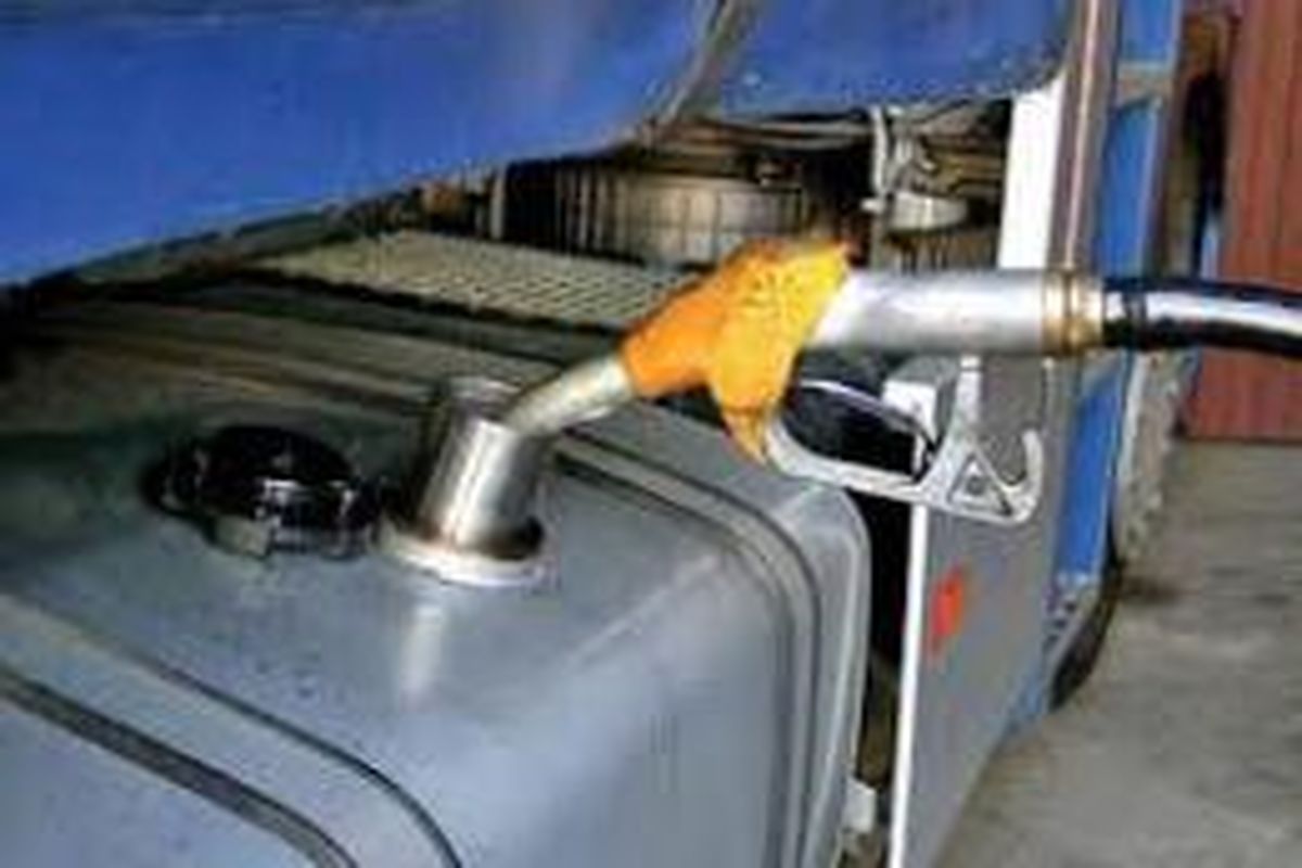 قاچاق گازوئیل در زیر بار آجر !