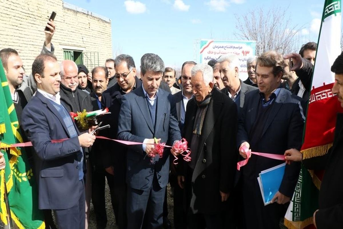 افتتاح و کلنگ زنی ۲۰۹ پروژه عمرانی، اقتصادی و تولیدی بخش کشاورزی در آذربایجان غربی