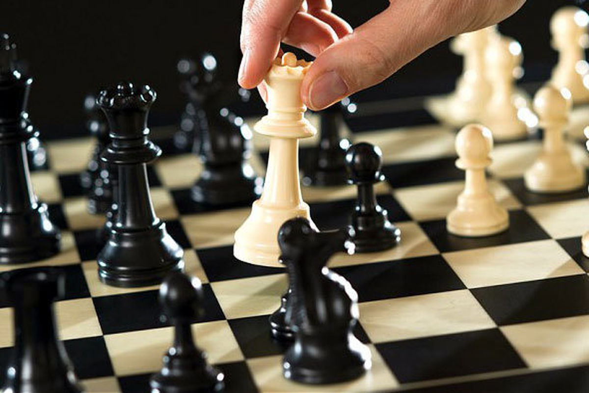 شطرنج بازان قزوینی حریفان خود را کیش و مات کردند