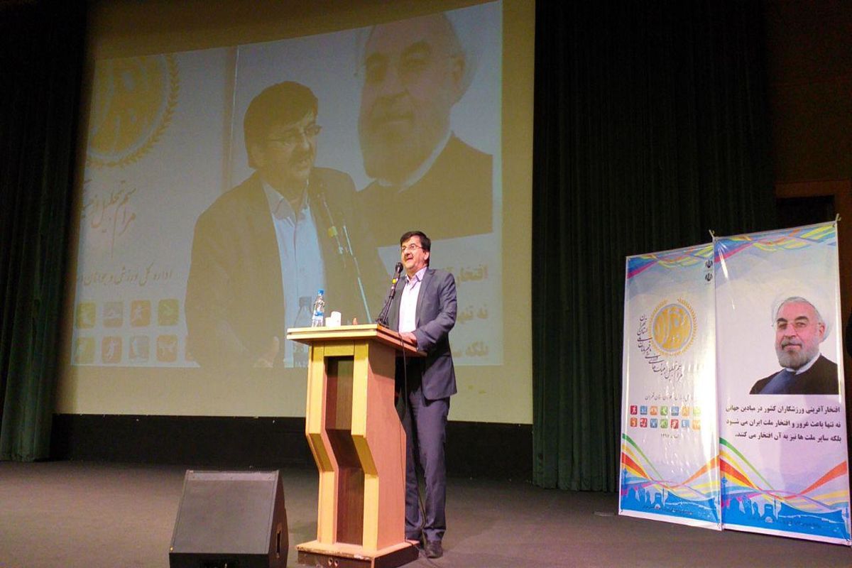 دکتر احمدی: قدردانی از سرمایه های مدال آور کشور، موجب انگیزه برای جوانان خواهد شد
