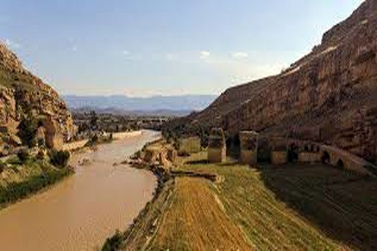 پل باستانی پلدختر/ یادگاری از شکوه ایران باستان