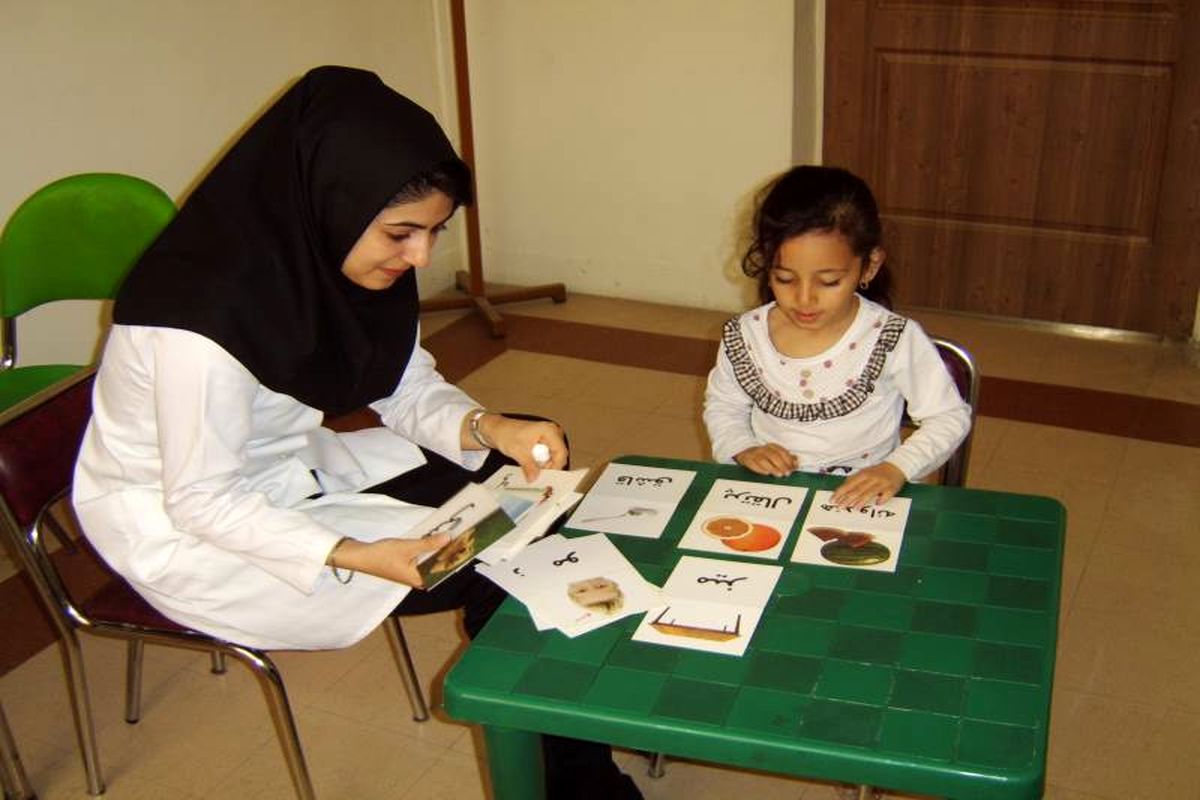 یک درصد افراد جامعه گرفتار ناروانی گفتار/
عواملی که سبب ماندگاری لکنت می‌شود