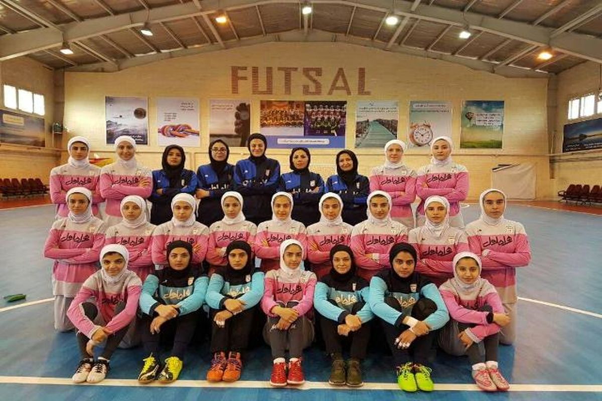 تیم ملی فوتسال با بیست ملی پوش راهی ساری می شود