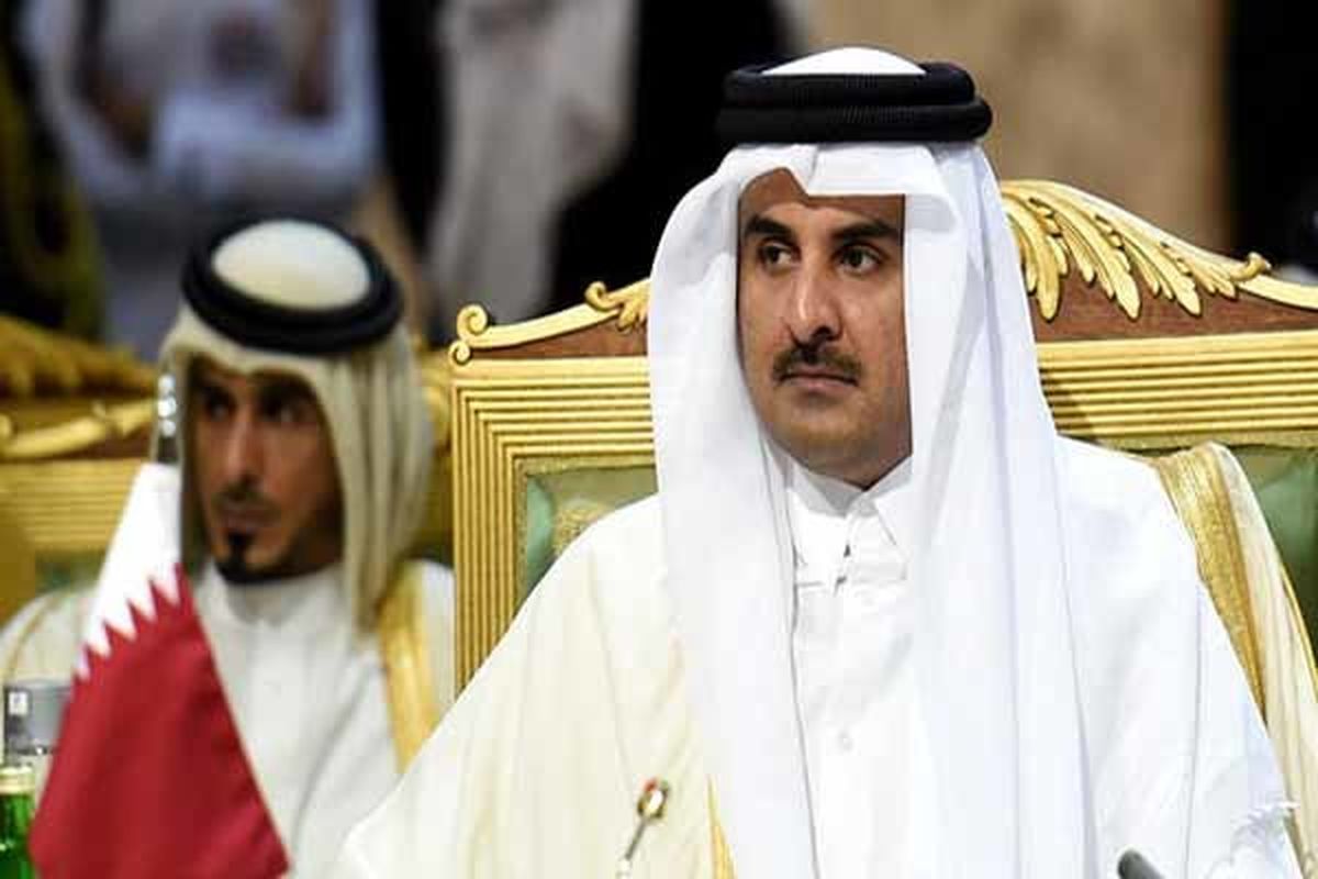 امیر قطر شترهایش را به ایران می‌برد