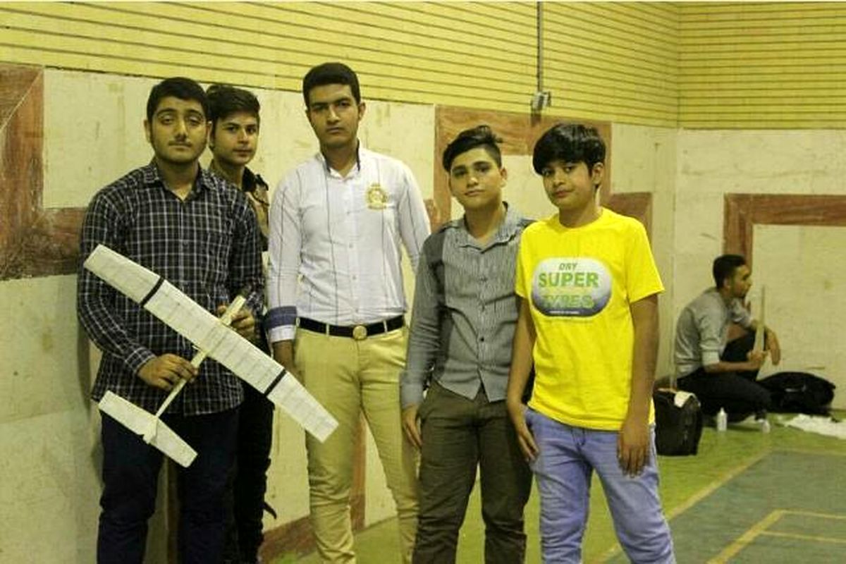 برگزاری اولین مسابقه دانش آموزی طراحی، ساخت و پرواز هواپیمای گلایدر در اهواز