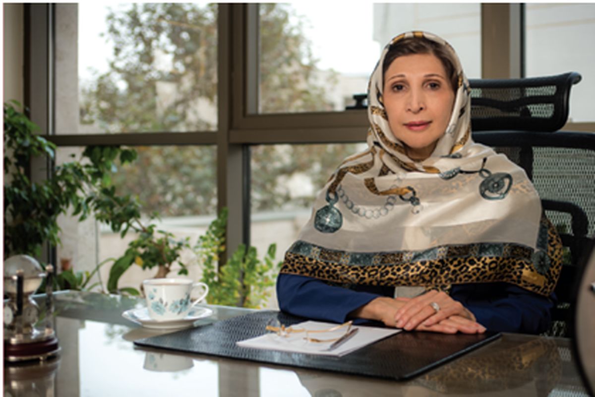 پژوهش مشترک بنیانگذار کاربرد لیزر در درماتولوژی، با کشور سوئیس جهت ارزیابی کرم سیستئامین