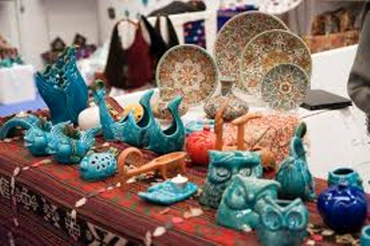 نمایشگاه صنایع دستی در دهلران افتتاح شد