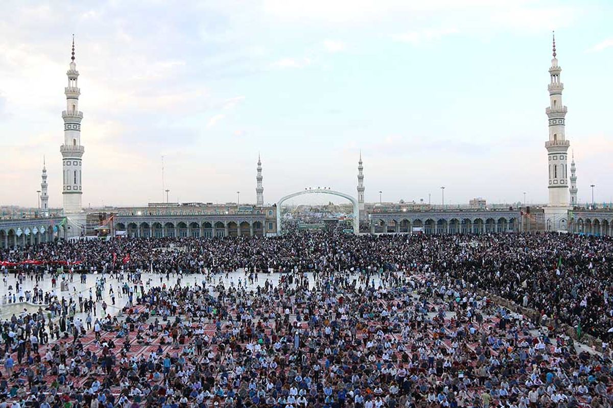آمادگی ۸۵۰۰ خادم مسجد مقدس جمکران برای مشارکت در جشن نیمه شعبان