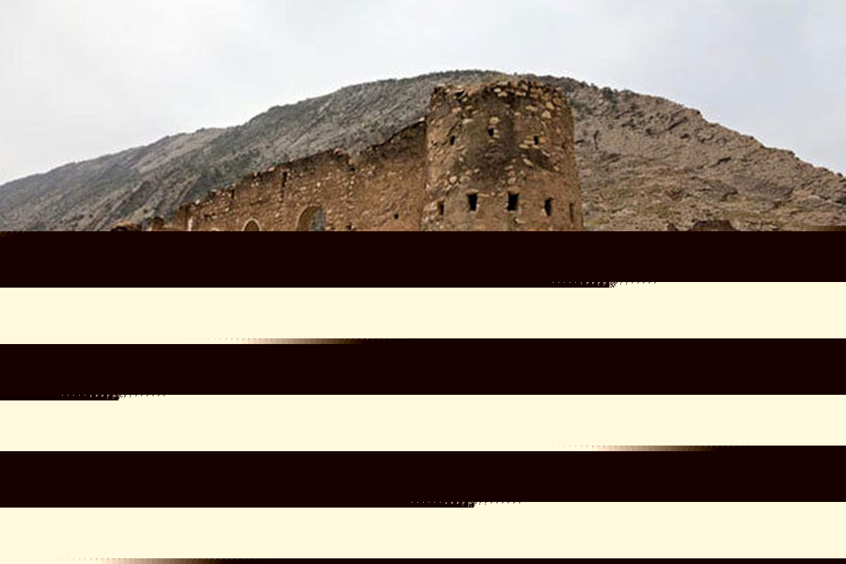 بنای تاریخی قلعه پور اشرف در استان ایلام مرمت می شود