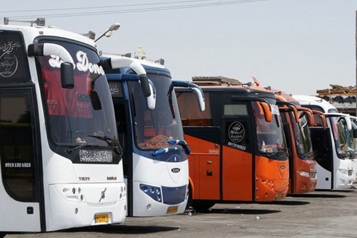 تردد زائران استان مرکزی با ۲۰۰ اتوبوس انجام می شود