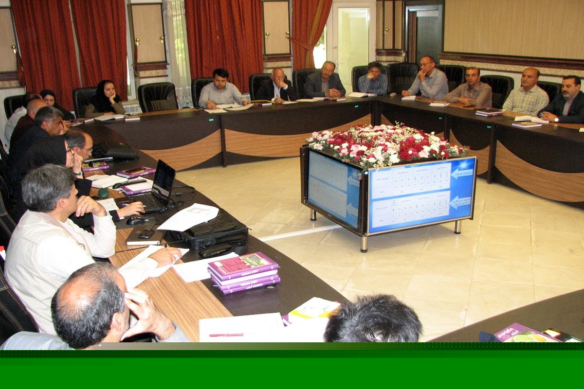 برنامه الگوی کشت استان قزوین با همکاری کشاورزان طراحی شود