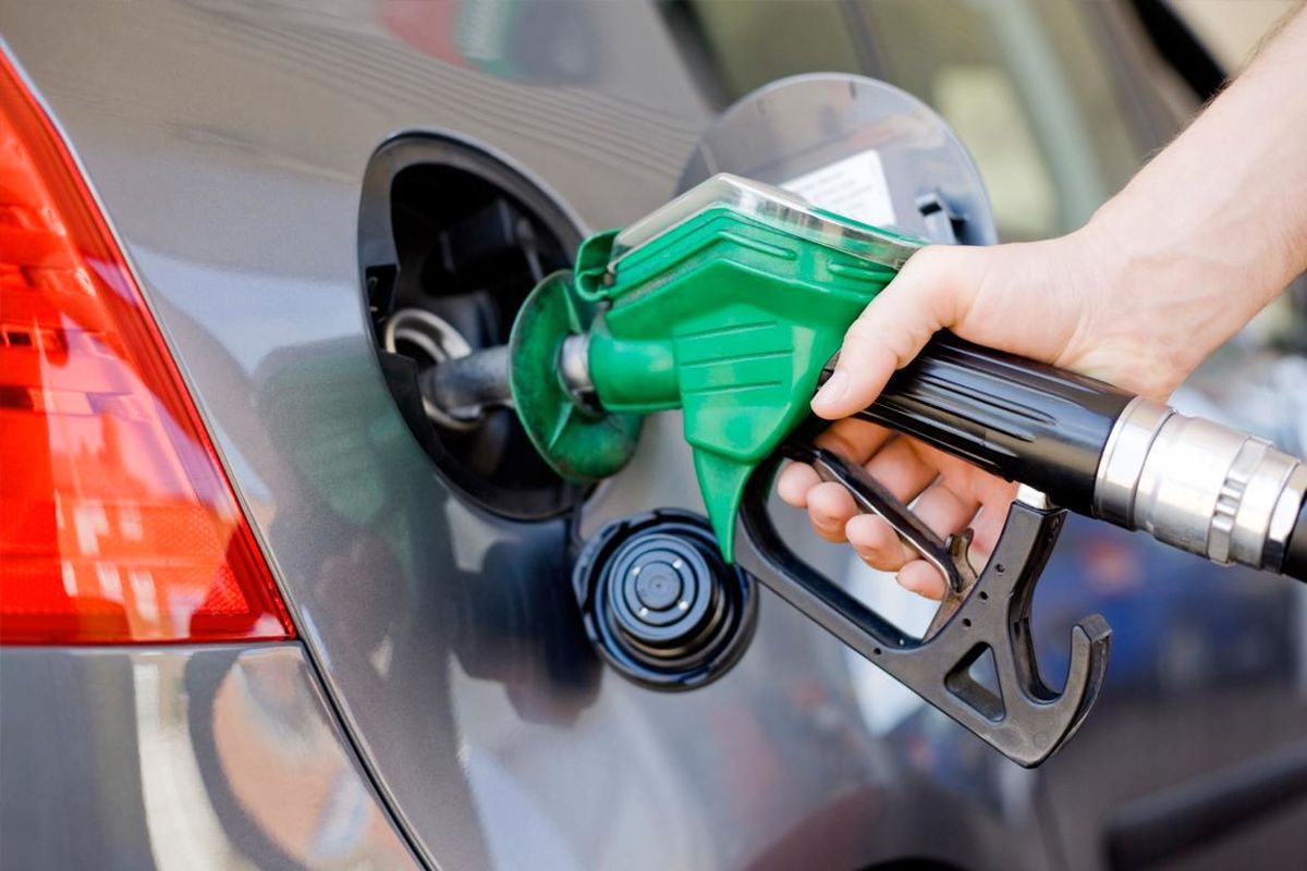 توزیع بنزین سوپر در جایگاه‌های سوخت به روال عادی بازگشت