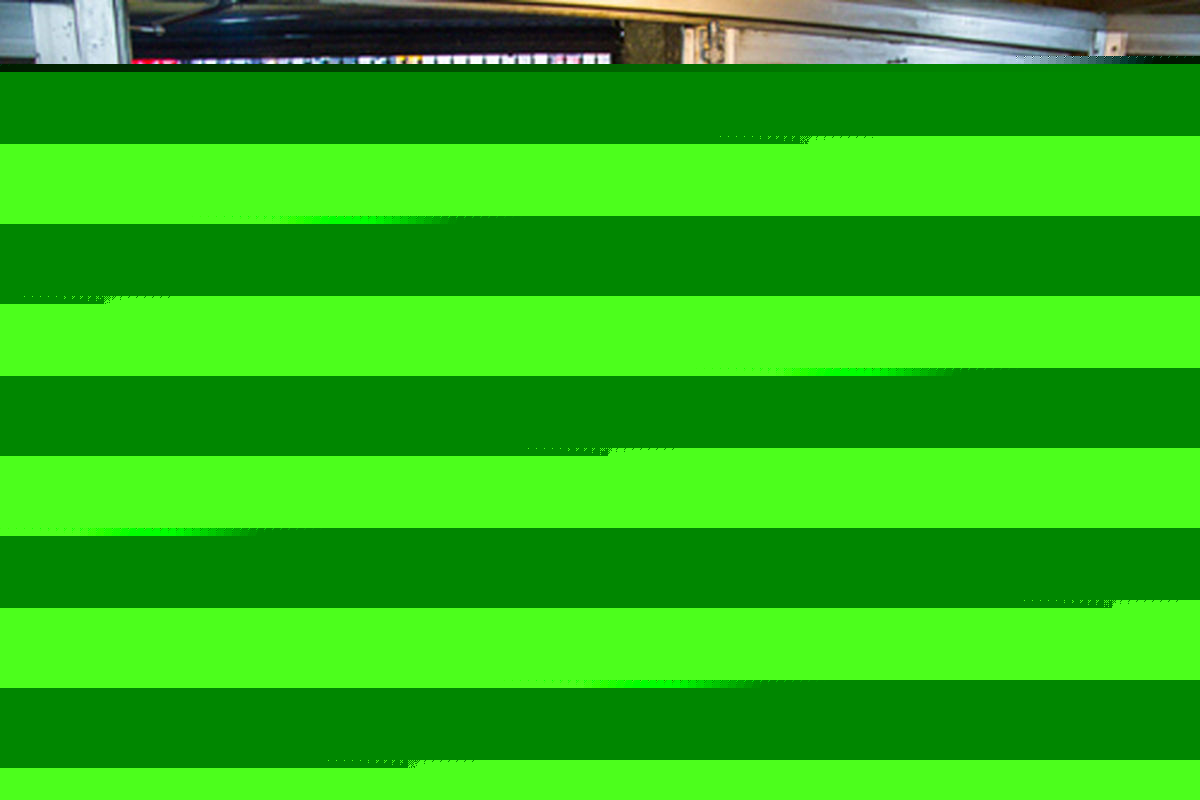 هجوم عجیب و غریب برای دیدن فوتبال در سینماها