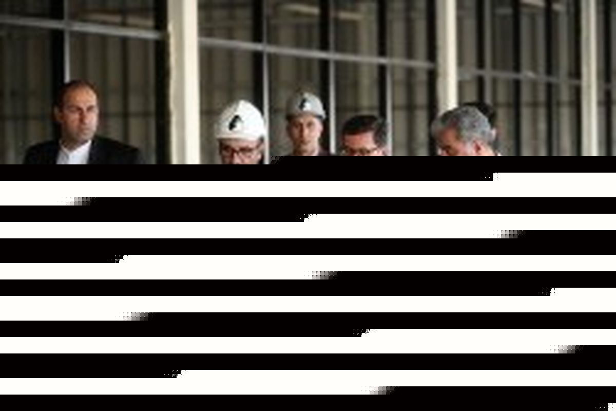 بازدید مدیرعامل سازمان منطقه آزاد کیش از روند احداث اولین مجموعه گردشگری زمستانی کشور