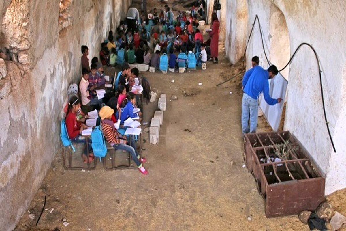 وجود ۹۸۷ کلاس درس خشتی و گلی/ ۲۷ درصد مدارس باید تخریب کامل شوند