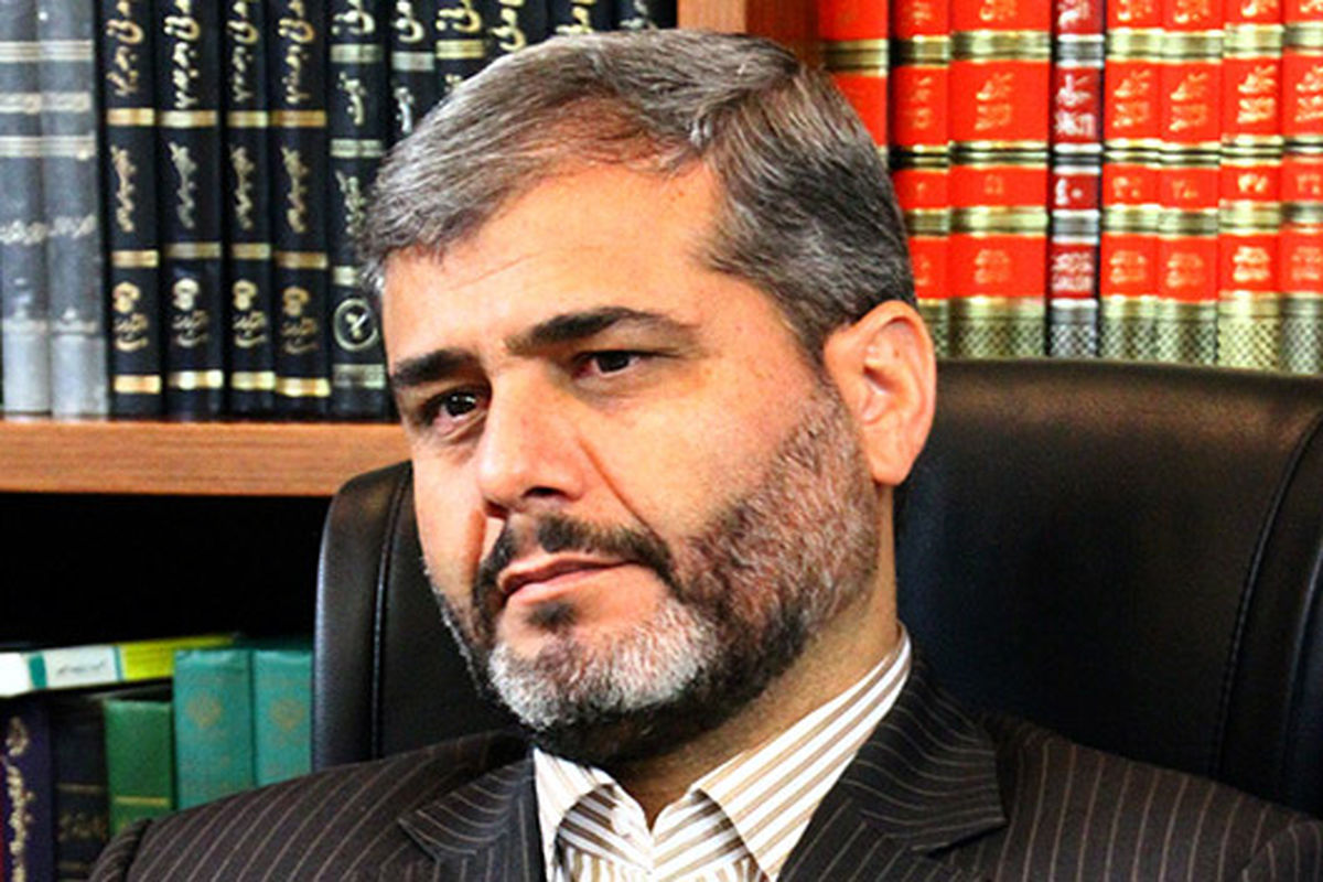 بررسی پرونده قضایی  ۶۲ تن از مراجعان در دهمین دیدار مردمی مسئولان قضایی فارس