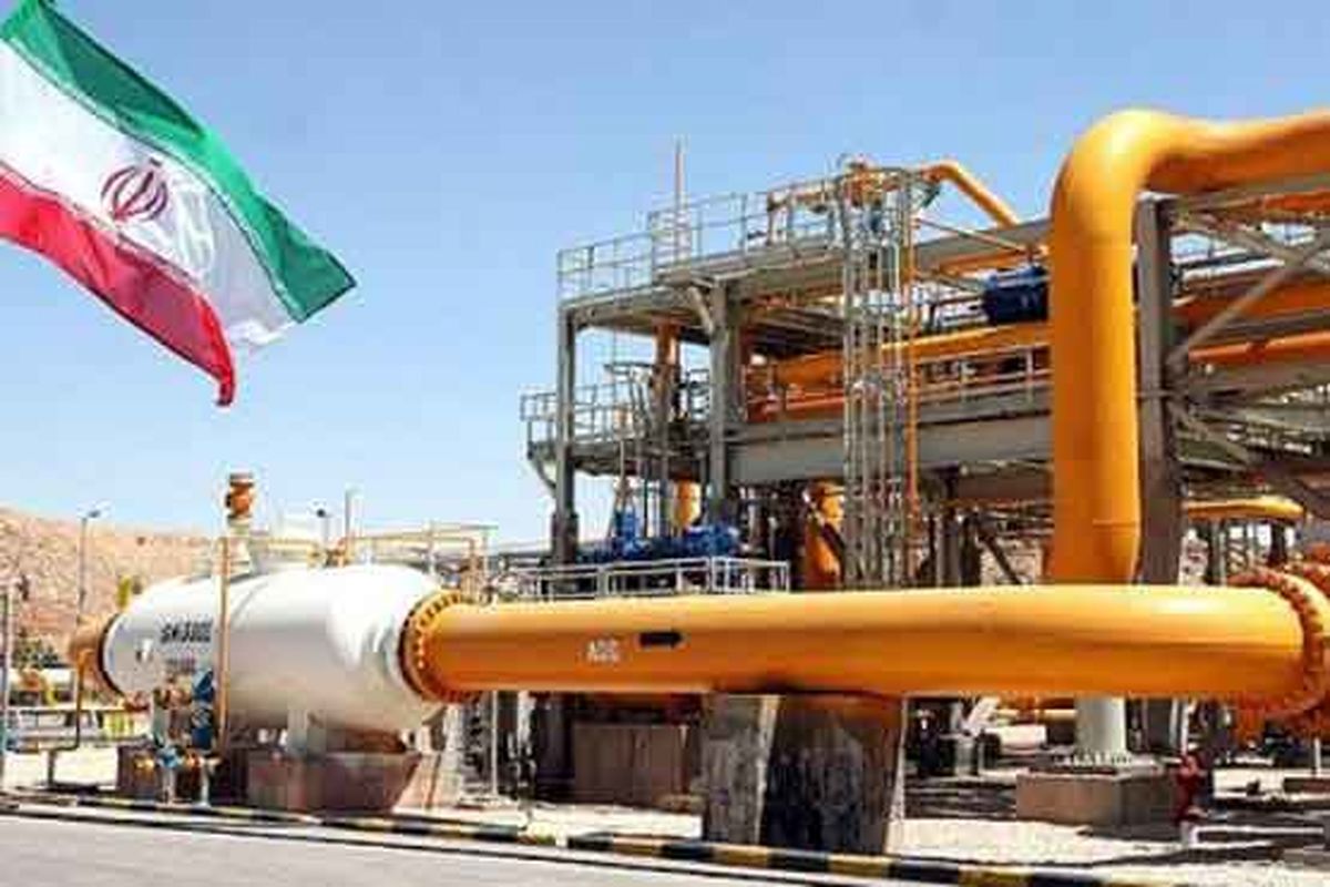 ایران بیشتر از نفت دارای مزایای گازی است/ با مانورهای تبلیغاتی و تقویت بازرگانی توانستیم صادرات خود را گسترش دهیم