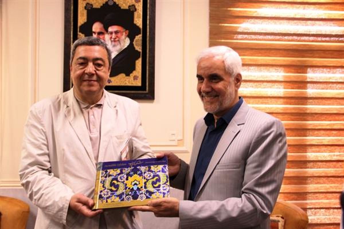 دیدار استاندار اصفهان با رئیس خبرگزاری رسمی الجزایر
