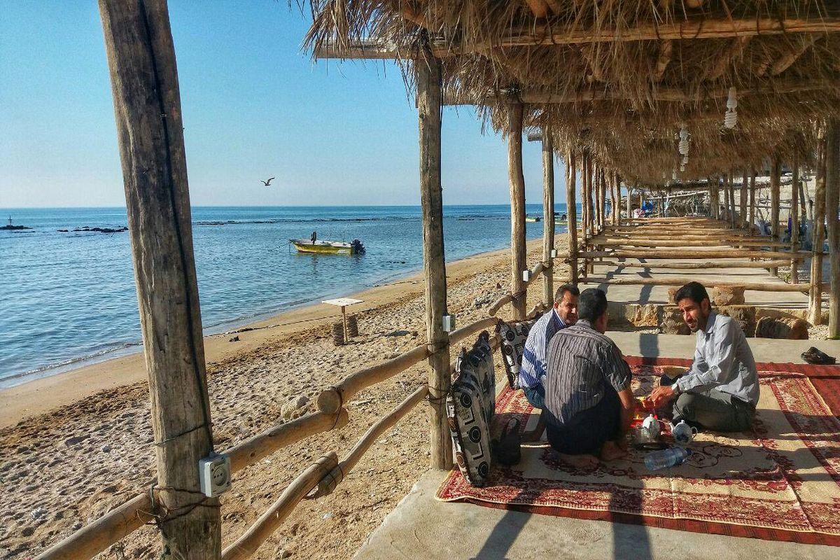 اقامتگاه های بوم گردی در شهرستان بستک راه اندازی می شود