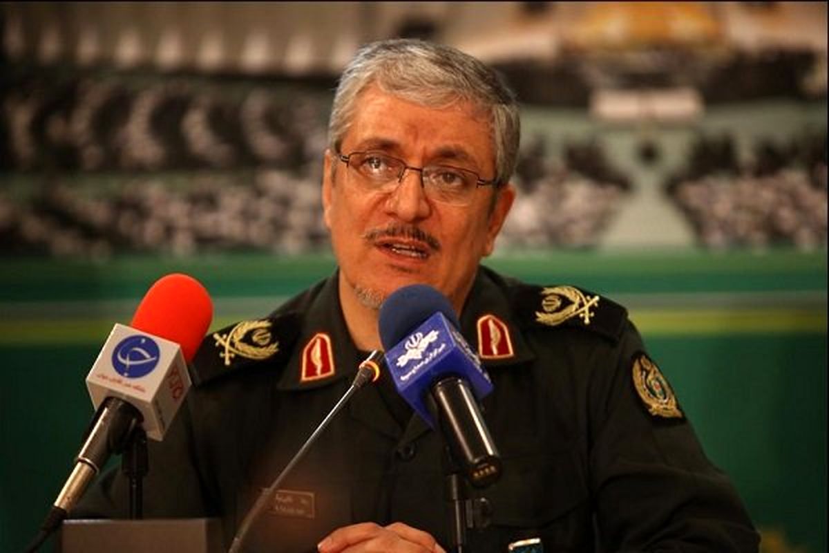 هدف  از تحریم‌ها، آسیب زدن به مردم است/ هفته آینده  با رونمایی از دستاوردهای نظامی جدید دشمن را مأیوس‌تر می‌کنیم