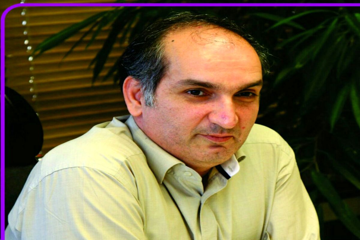 احمدی نژاد با ٨ رای شهردار شد