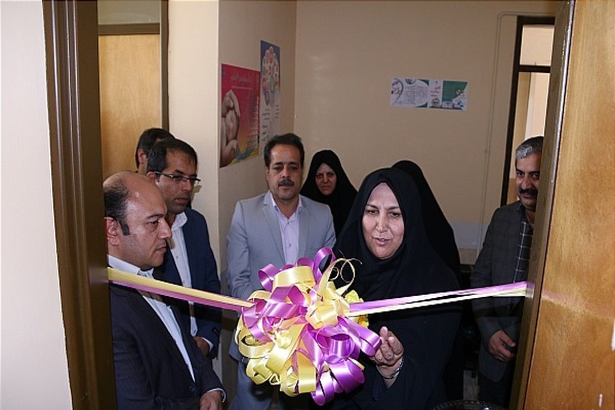 افتتاح اولین کانون سلامت محله در روستای استبرق شهرستان شهربابک