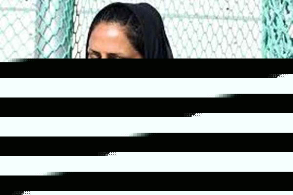 ژاله کاردان رکورد دار کشور شد و طلا گرفت