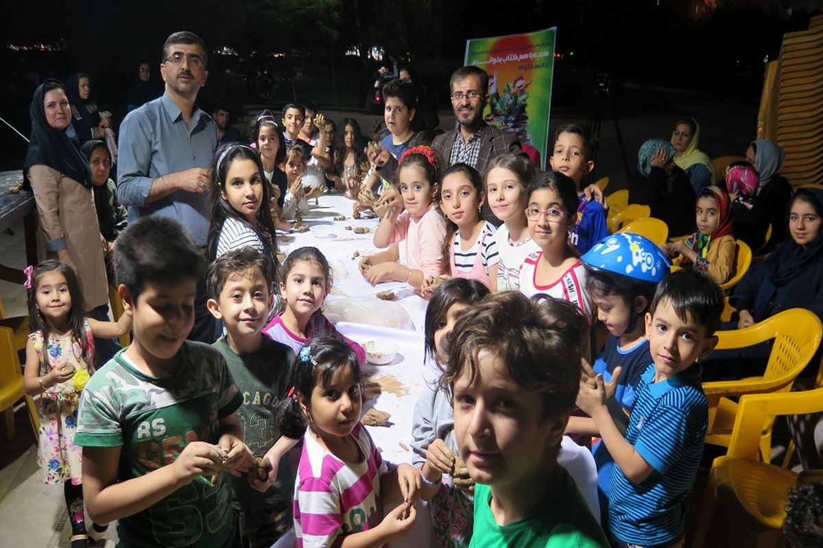 استقبال از پویش «فصل گرم کتاب»در قزوین