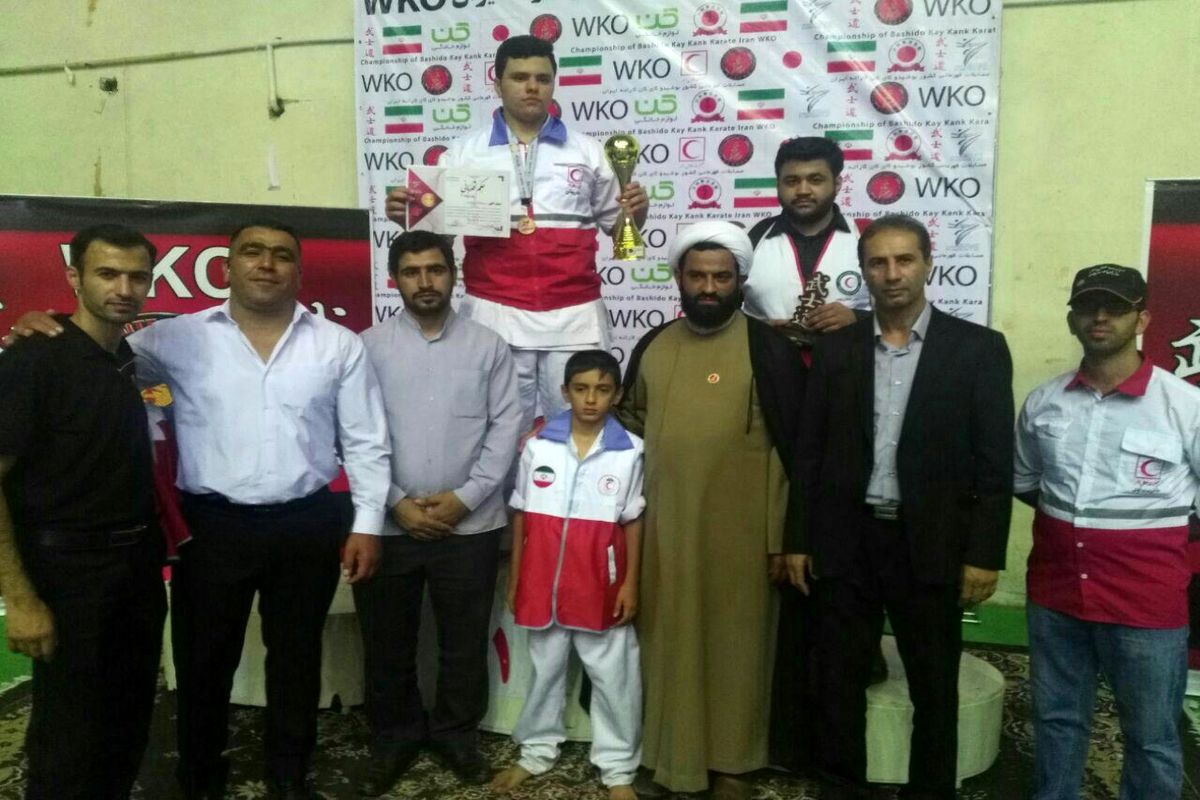 قهرمانی تیم کاراته جمعیت هلال احمر لرستان در مسابقات قهرمانی کشور
