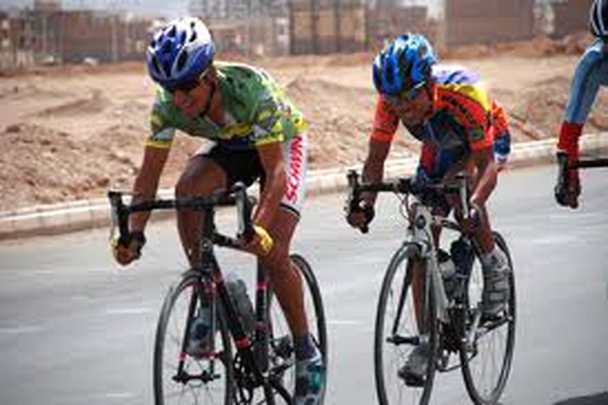 برگزاری مسابقات دوچرخه سواری سرعت بانوان در مشهد