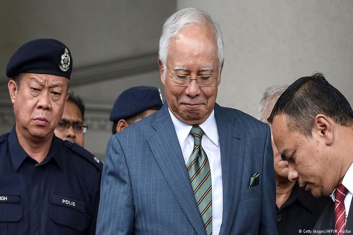 تفهیم اتهام علیه نخست‌وزیر سابق مالزی