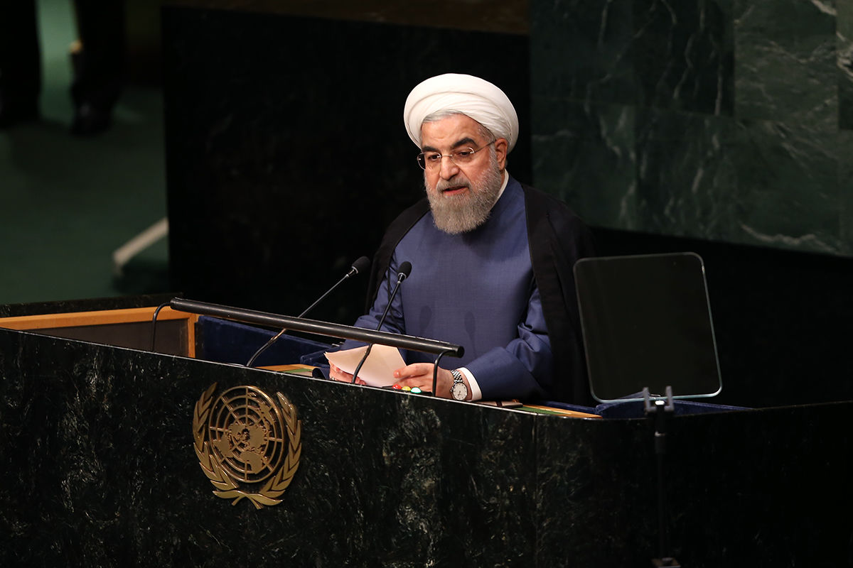 دو راه حل پیشنهادی اروپا برای دور زدن تحریم‌های ایران/ وقتی وزیر خارجه آمریکا برای همکاری نکردن با ایران دست به تلفن می‌شود/ آمریکا ۷ تریلیون دلار در منطقه علیه ایران هزینه می‌کند