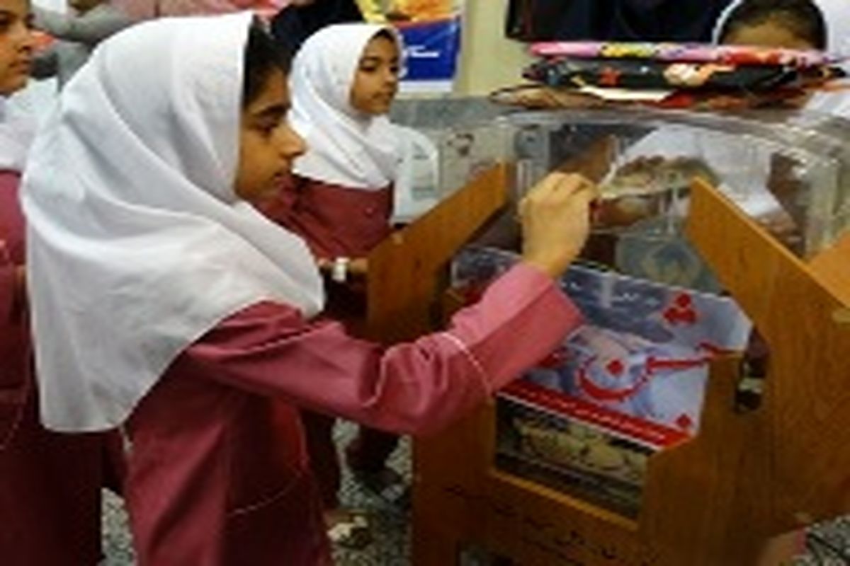 طنین زنگ جشن عاطفه ها در مدارس آذربایجان شرقی