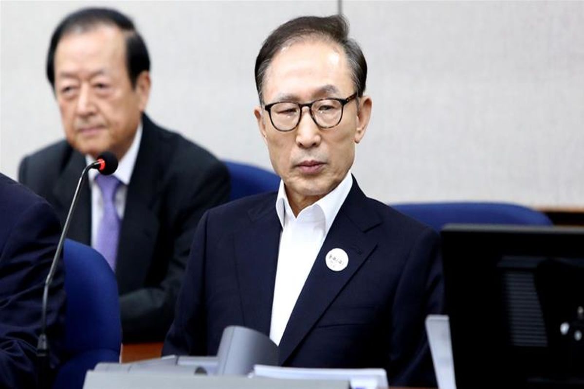 رئیس‌جمهور سابق کره جنوبی به ۱۵ سال حبس محکوم شد